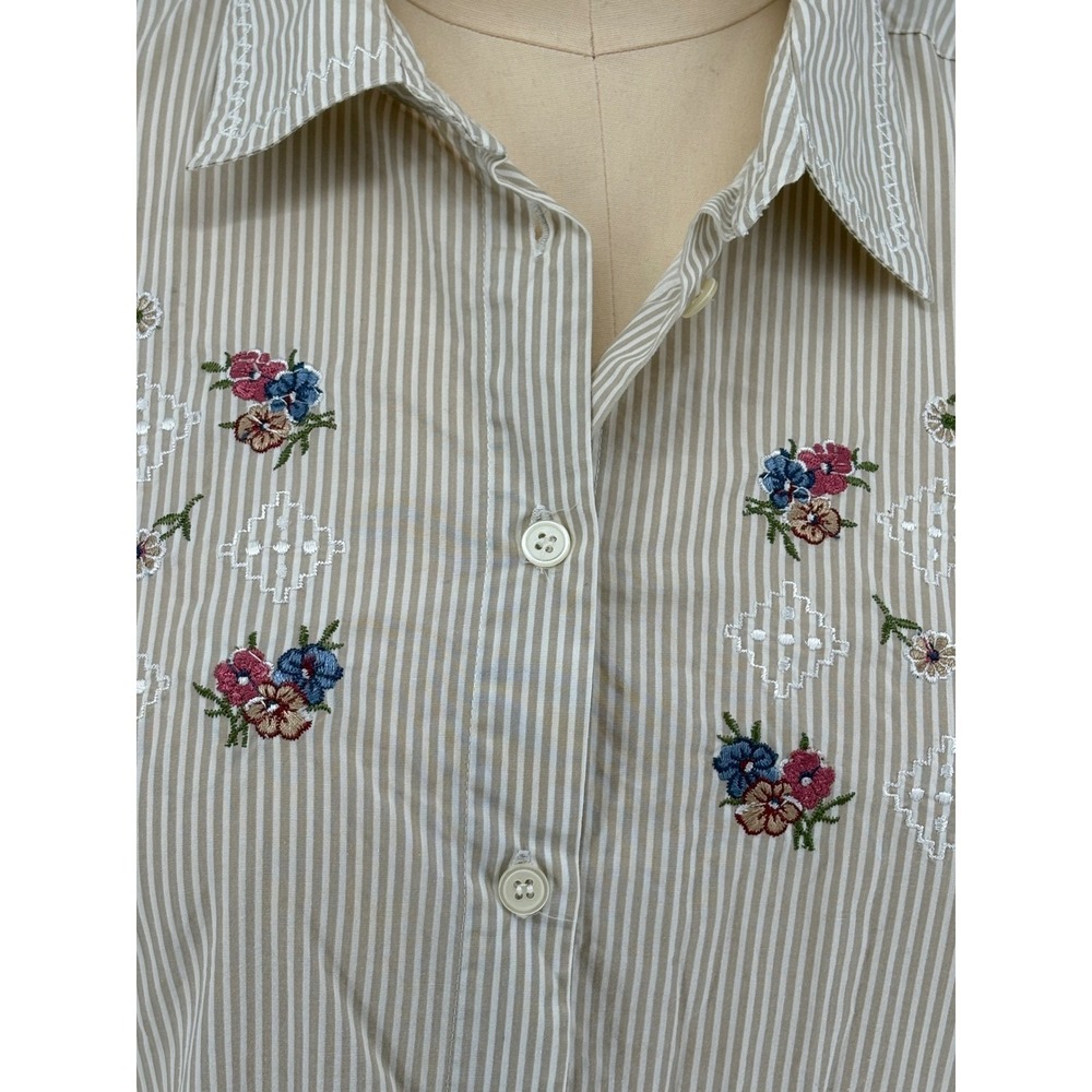 Capacity Woman Button Down Shirt Tan White Stripe Floral 100% Cotton 3X - Picture 5 of 9